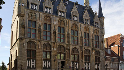 Window Restoration Success: LandVac Vacuum Glazing Significantly Improves Energy Efficiency at Veere Town Hall