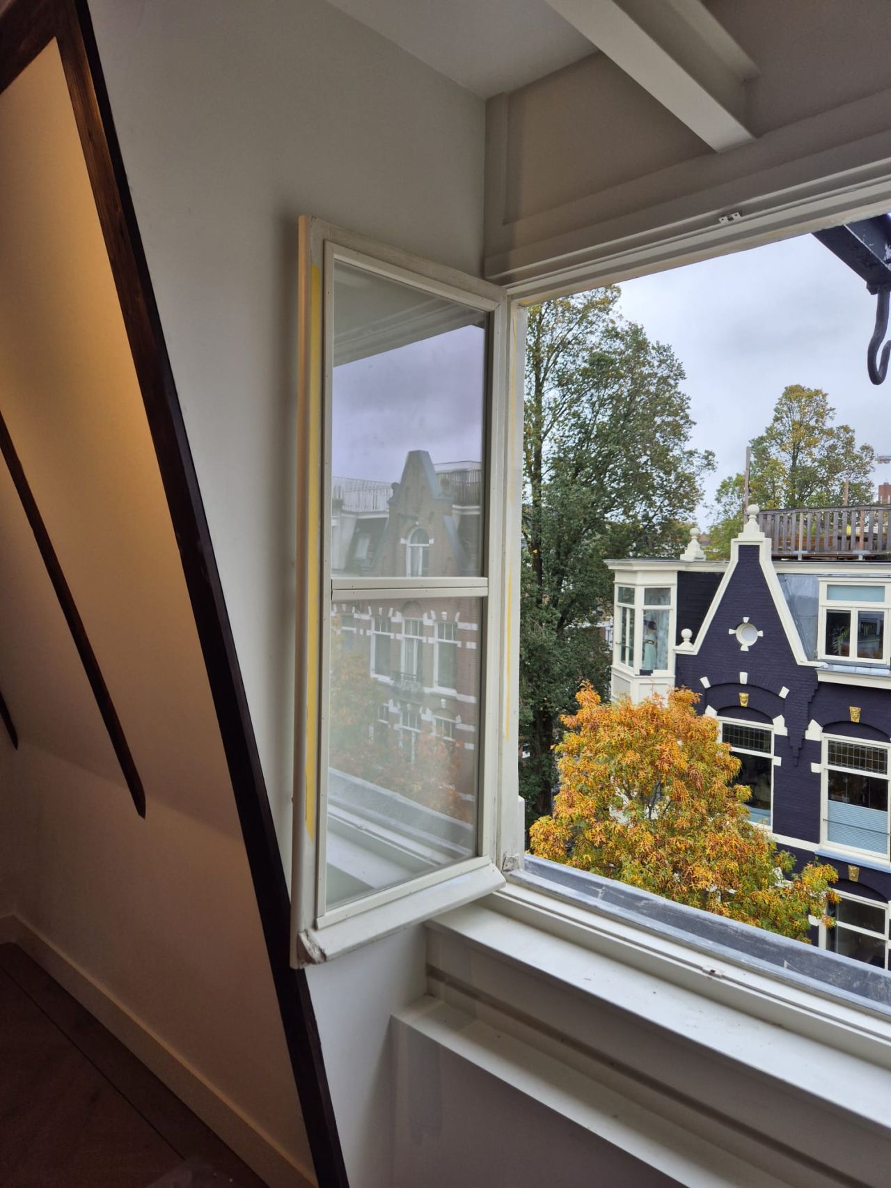 LandVac vacuum glazing for Restoration